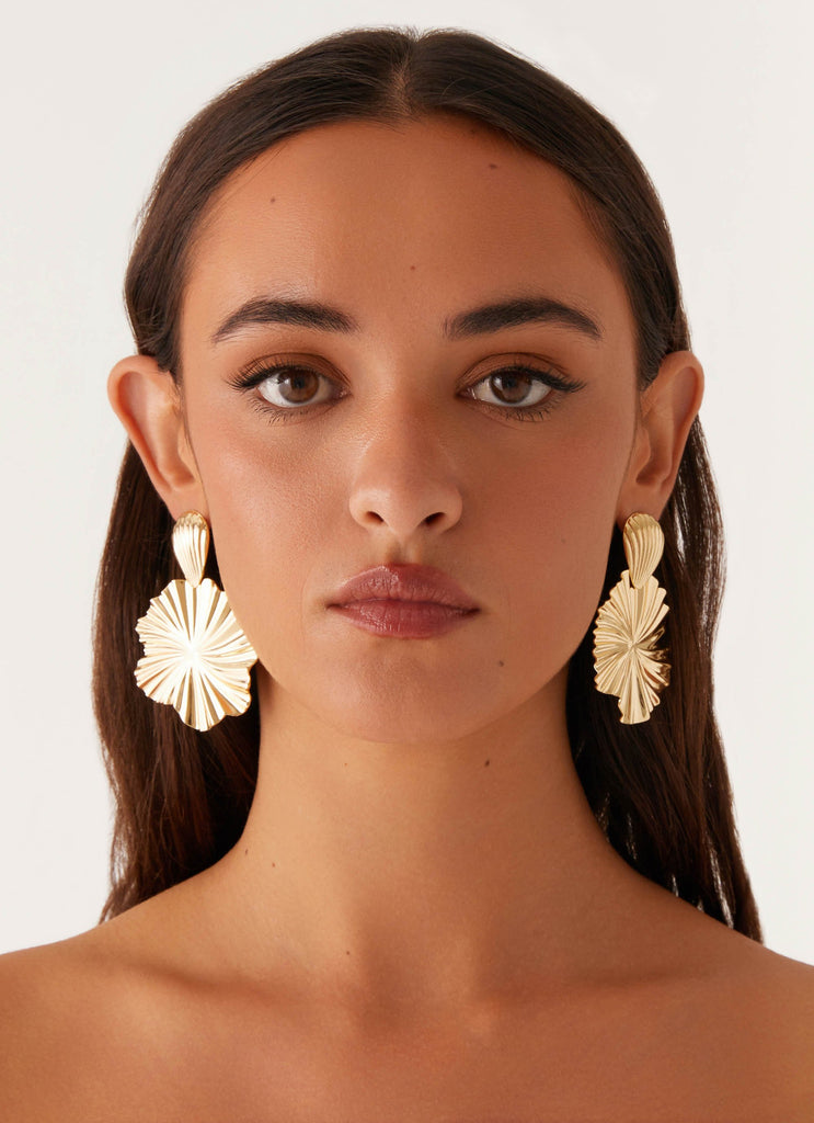 Divinity Earrings - Gold