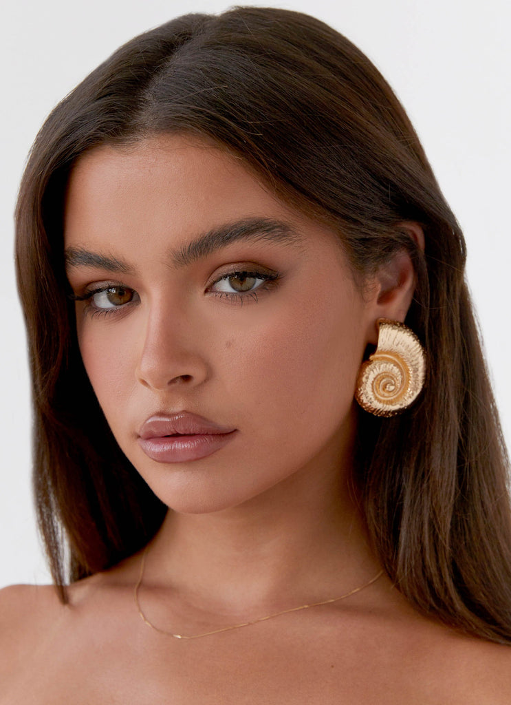 Beachcomber Earrings - Gold