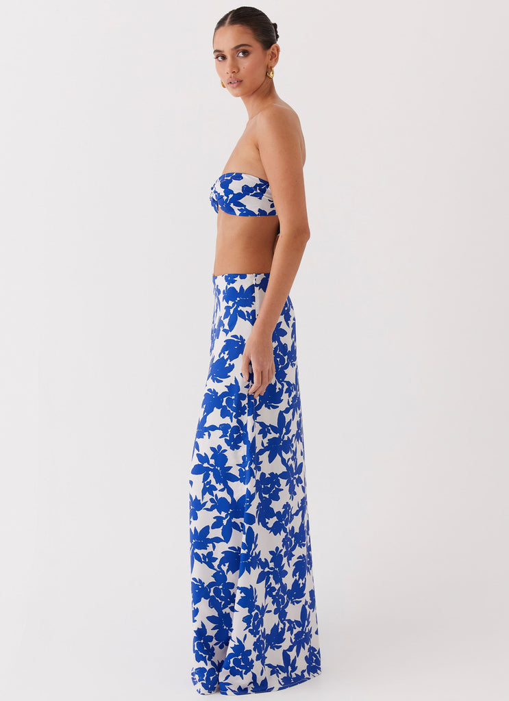 Sky Gaze Twist Top - Blue Floral