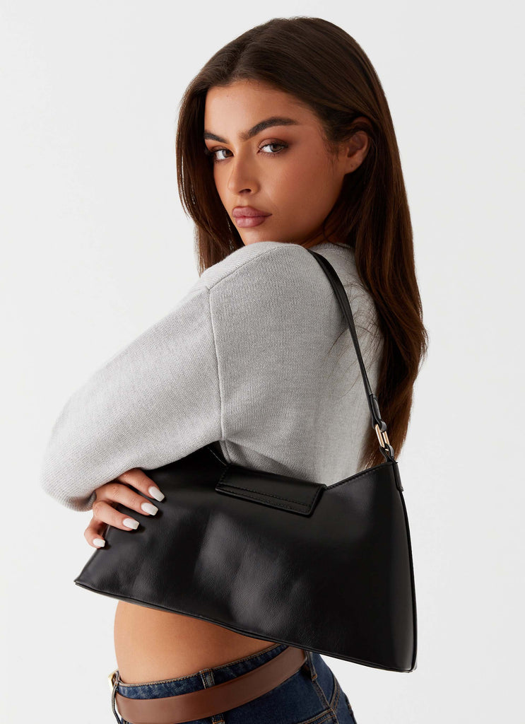 Womens Hannah Shoulder Bag in the colour Black in front of a light grey background