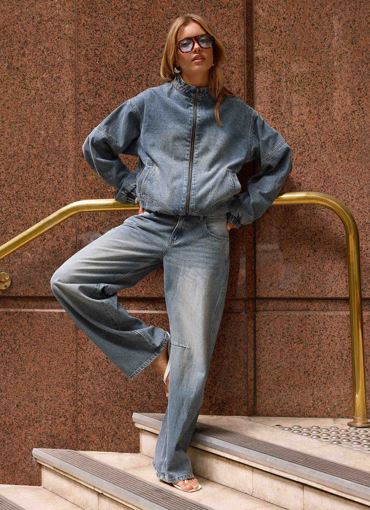 Waylon Low Rise Jeans - Mid Wash Blue